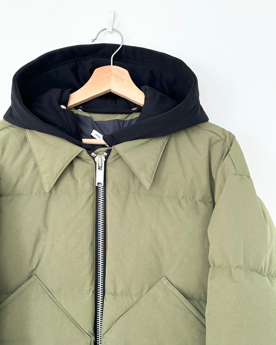 【美品】TATRAS⭐︎ダウンジャケット⭐︎バビラ⭐︎オリーブグリーン⭐︎サイズS TATRAS（タトラス） ダウンコート ダウンジャケット BABILA バビラ