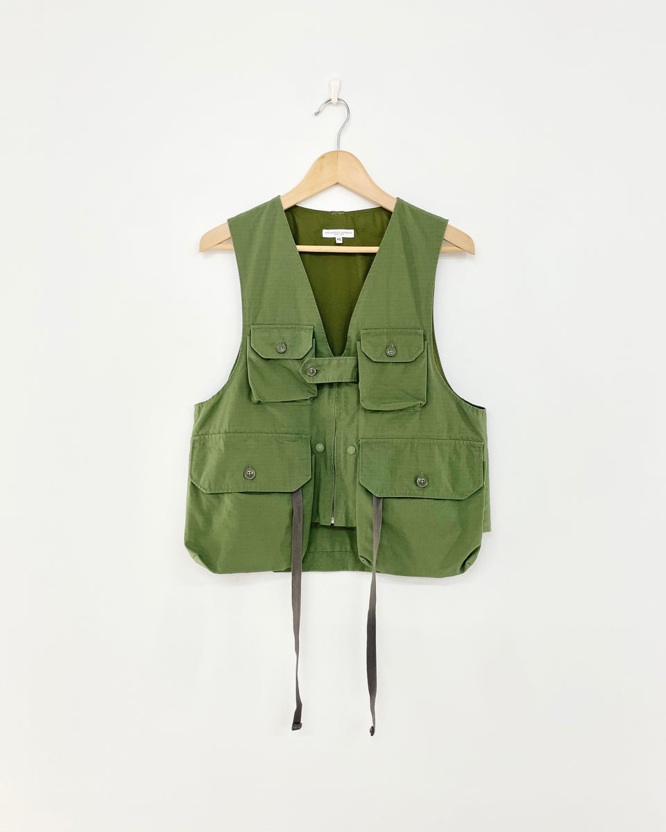 Engineered Garments Game Vest SIZE S Engineered Garments Vest Navy Engineered Garments Game Vest SIZE S Engineered Garments Vest Navy