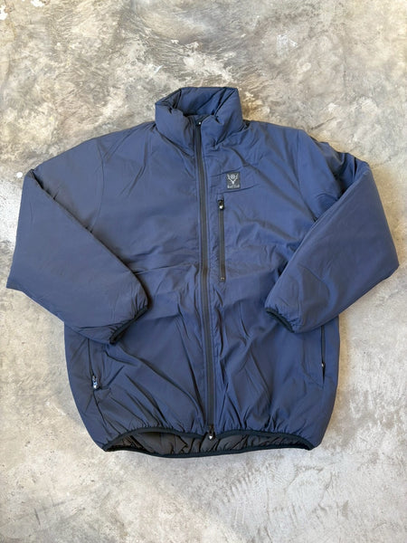 【South2 West8】Insulator Jacket - Poly Peach Skin | NAVY / BROWN