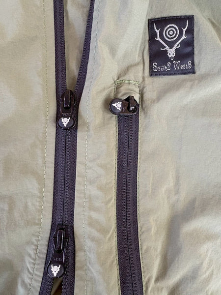 【South2 West8】Packable Vest - Nylon Typewriter | OLIVE