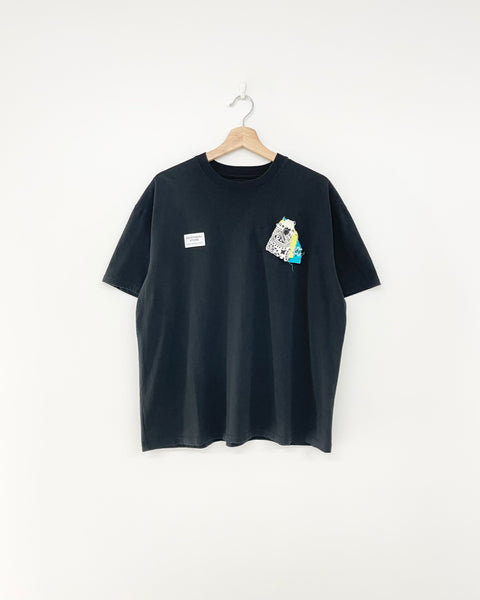 [MASH UP] MEDAL ATTACHED S/S TEE | BLACK