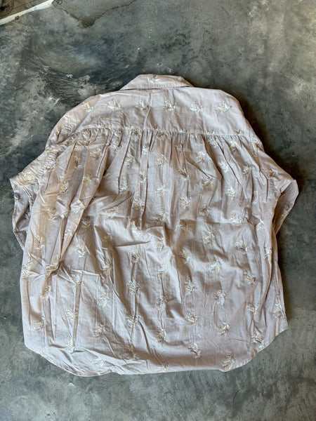 【AIE】Painter Shirt - Floral Emb.