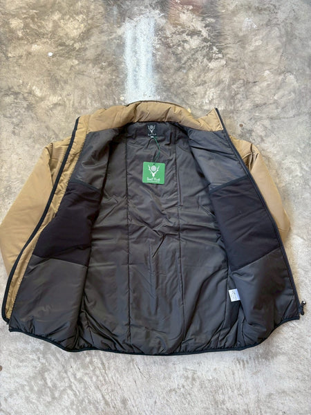 【South2 West8】Insulator Jacket - Poly Peach Skin | NAVY / BROWN