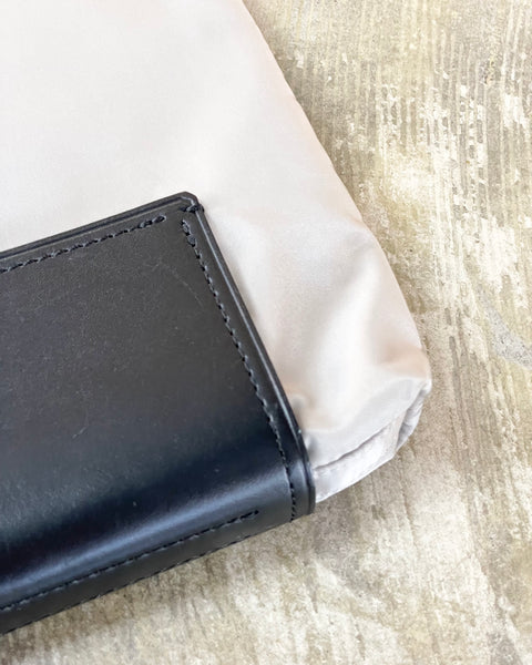 Nylon best sale clutch bag