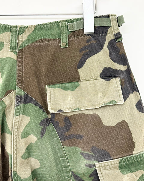 JUMPIN' JAP FLASH REMAKE CAMO SHORT PANTS