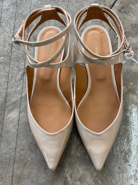 【PIPPICHIC】ANCLE CROSS PATENT SANDALS | BEIGE