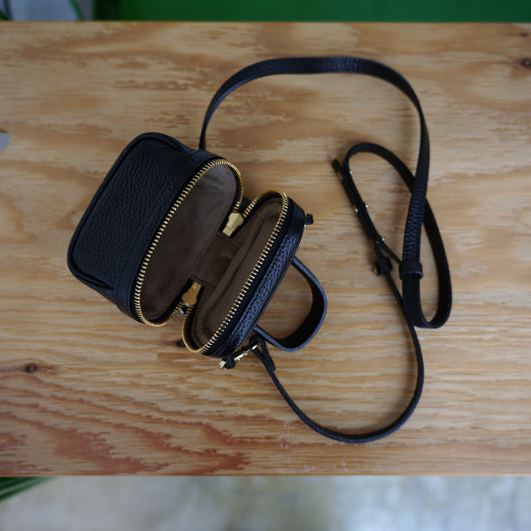 【ch!iii】MICRO VANITY BAG | BLACK