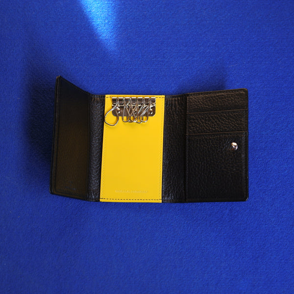 【UNIVERSAL PRODUCTS】COMPACT KEY BAG | BLACK