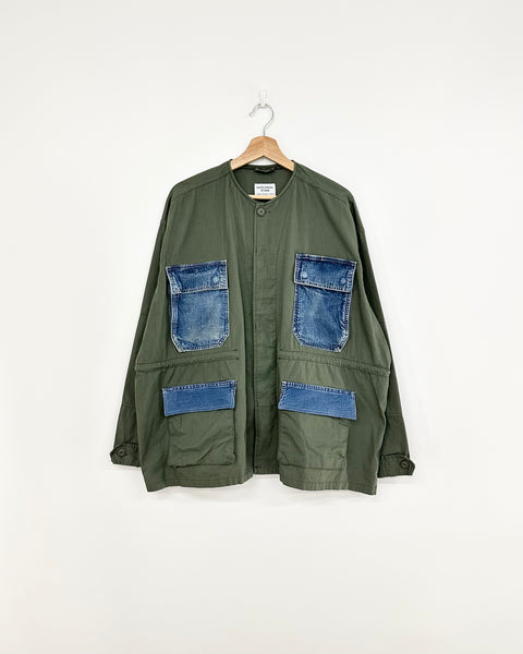 MASH UP DENIM POCKET COLLARLESS BDU JACKET OLIVE