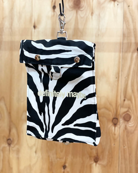 【AIE】ZEBRA POUCH BAG