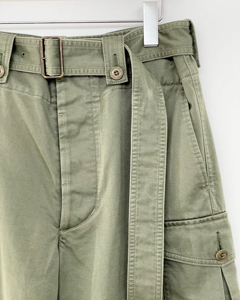 【INSCRIRE】MILITARY QUARTER PANTS | OLIVE